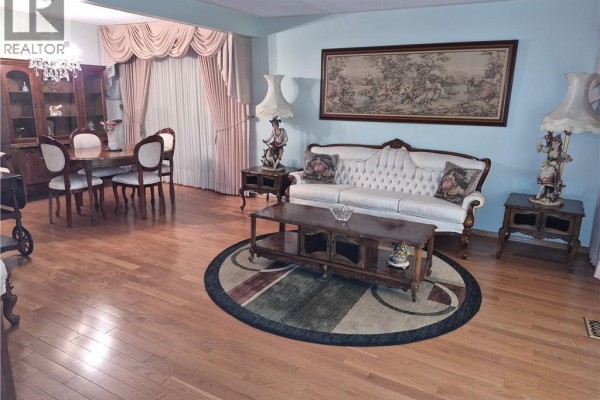 4pc Bathroom - 11 Fassett Avenue, Hamilton, ON L9C4E6 Photo 4