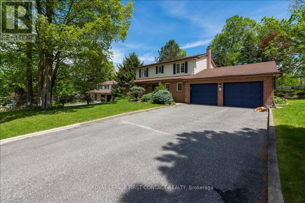 11 Forestwood Lane, Barrie, ON, photo 2