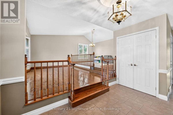 Family room - 11 Fuller Crescent, Thorold, ON L2V4B9 Photo 4