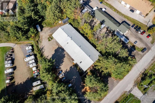 11 Gray Road, Bracebridge, ON P1L1P8 Photo 4
