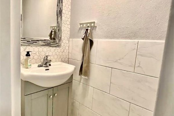 4pc Bathroom - 11 Harrisford Street Unit# 98, Hamilton, ON L8K6L7 Photo 5