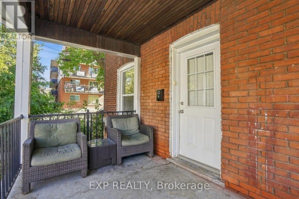 11 Hart Street, Brant, ON N3T3S9 Photo 3