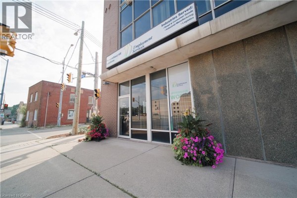 11 King Street, St  Catharines, ON L2R3H1 Photo 4