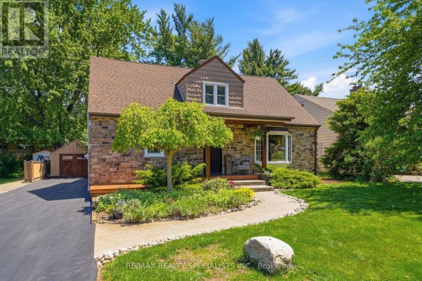 11 Kingsway Boulevard, Grimsby, ON, photo 2