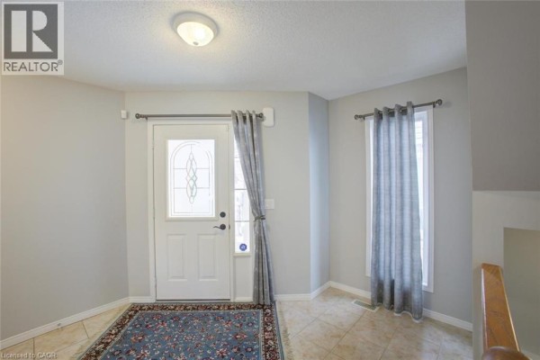 5pc Bathroom - 11 Kroeger Crescent, Cambridge, ON N3C4J7 Photo 3