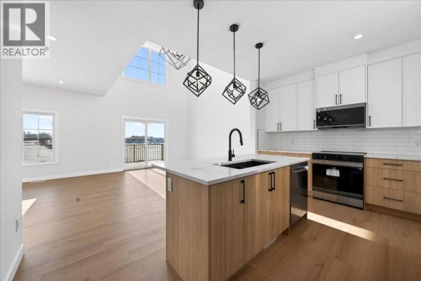 Pantry - 11 Lakewood Way, Strathmore, AB T1P1W9 Photo 4