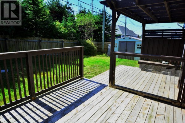 Bath (# pieces 1-6) - 11 Logan Street, Paradise, NL A1L0H5 Photo 4