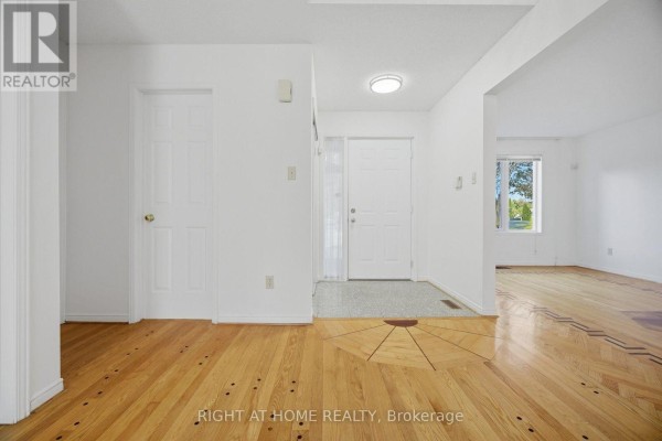 Dining room - 11 Lynda Mcneil Place, Markham, ON L3S3E4 Photo 5
