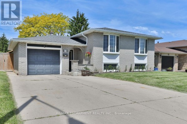 11 Lynwood Drive, Hamilton, ON, photo 2