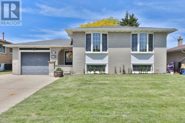 11 Lynwood Drive, Hamilton, ON, photo 3