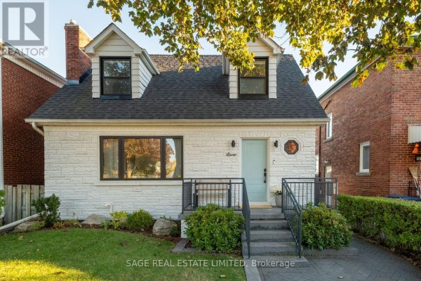 Bathroom - 11 Maple Boulevard, Toronto, ON M8V2B7 Photo 3
