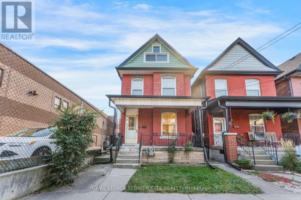 11 Mcneil Street, Hamilton, ON L8R2C3 Photo 2