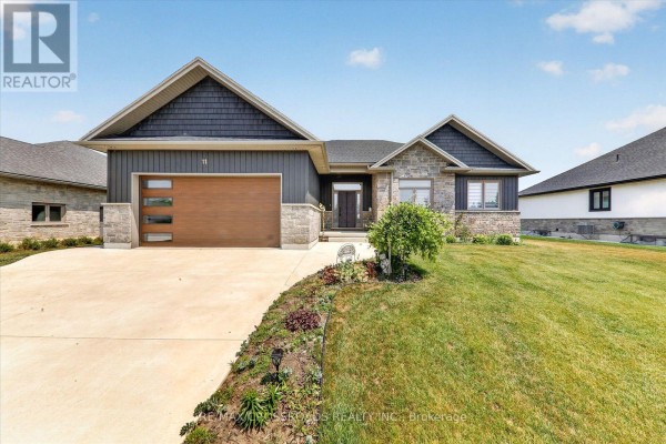 11 Mctavish Crescent, Huron Kinloss, ON, photo 3