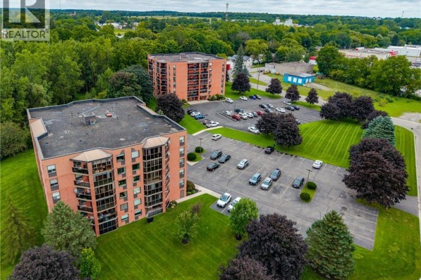 Primary Bedroom - 11 Mill Pond Court Unit# 506, Simcoe, ON N3Y5J5 Photo 5