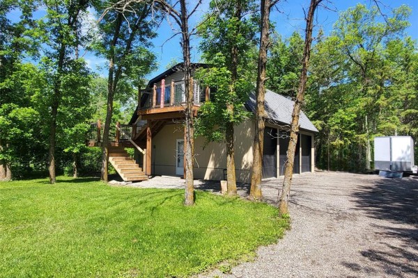 Sunroom - 11 Park Crescent, Petersfield, MB R0C2L0 Photo 5
