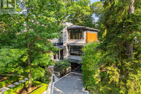 11 Pine Crescent, Toronto, ON, photo 2