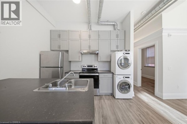 Kitchen - 11 Queen Street Unit# 201, Brantford, ON N3T3B1 Photo 2