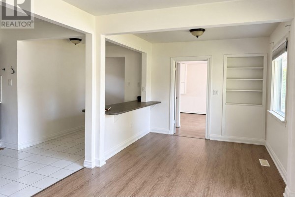 11 Railway Street, Vaughan, ON L6A1P6 Photo 2