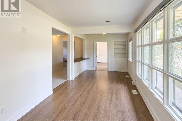 11 Railway Street, Vaughan, ON L6A1P6 Photo 4
