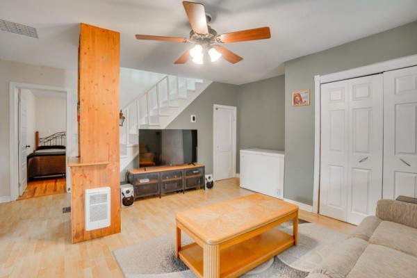 Living room - 11 Rue Des Servantes, Gatineau, QC J8M1B4 Photo 3