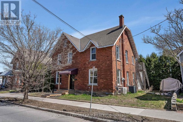 11 Sherbrooke Avenue, Ottawa, ON K1Y1R8 Photo 2