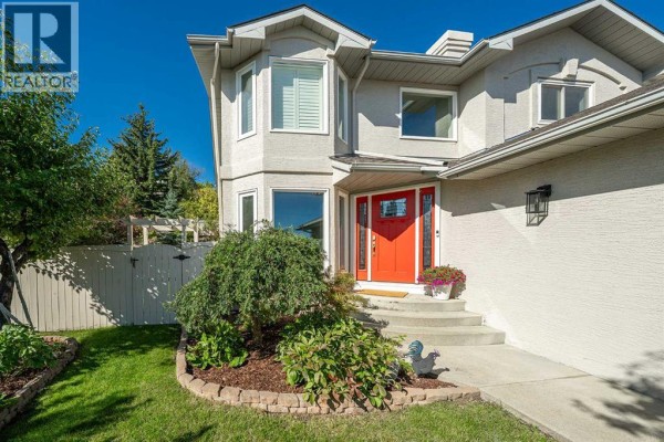 Foyer - 11 Sienna Hills Place Sw, Calgary, AB T3H2W1 Photo 4