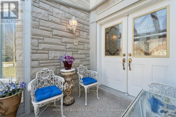 Laundry room - 11 Sorrento Drive, Richmond Hill, ON L4C0J8 Photo 5