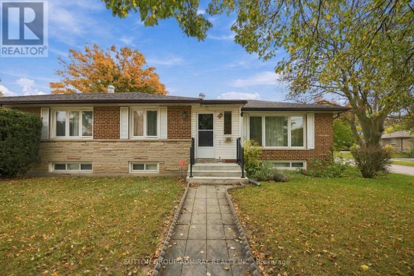 Bedroom 4 - 11 Summerglade Drive, Toronto, ON M1S1W8 Photo 2