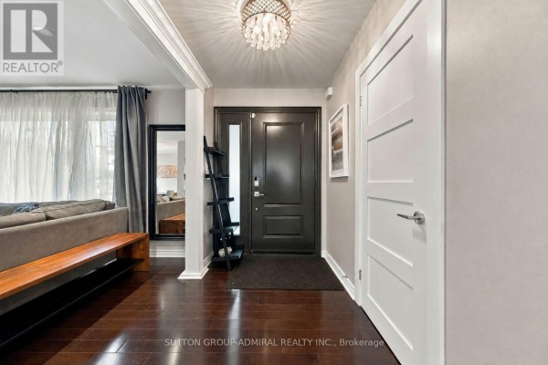 Foyer - 11 Summerglade Drive, Toronto, ON M1S1W8 Photo 4