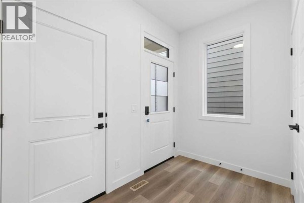 Primary Bedroom - 11 Verdure Gate Sw, Calgary, AB T2Y1C4 Photo 5