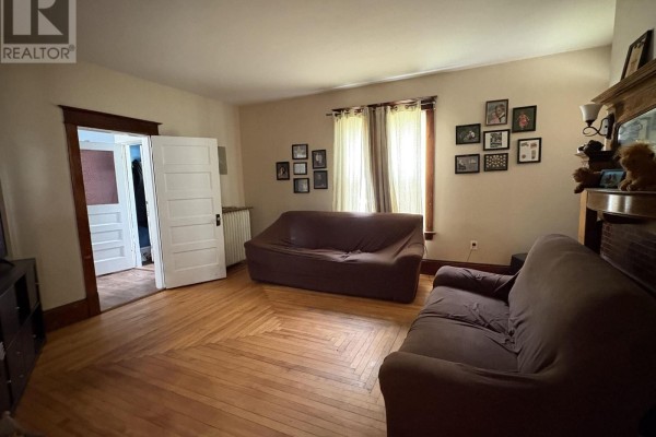 Dining room - 11 Victoria Avenue, Stellarton, NS B0K1S0 Photo 5