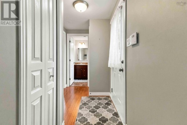 4pc Bathroom - 11 Wilson Avenue, Dartmouth, NS B2Y2B2 Photo 4