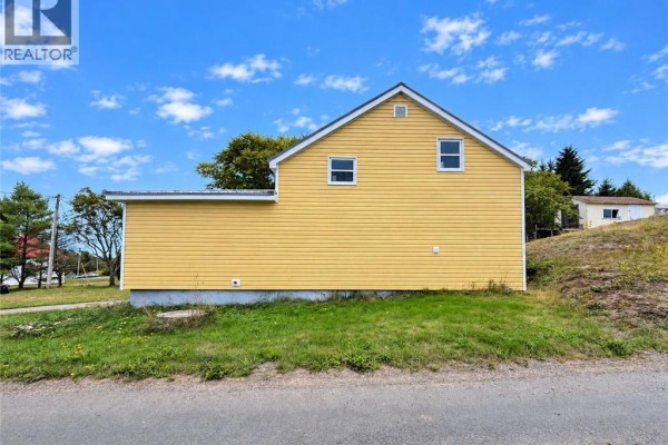 Bedroom - 11 Windsor Street, Grand Manan, NB E5G2J7 Photo 2
