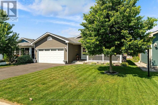 Kitchen - 11 Windward Way N, Ashfield Colborne Wawanosh, ON N7A0B2 Photo 4