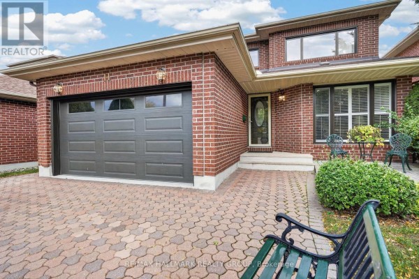 11 Wycliffe Street, Ottawa, ON K2G5L7 Photo 2