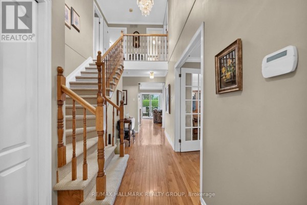 11 Wycliffe Street, Ottawa, ON K2G5L7 Photo 3