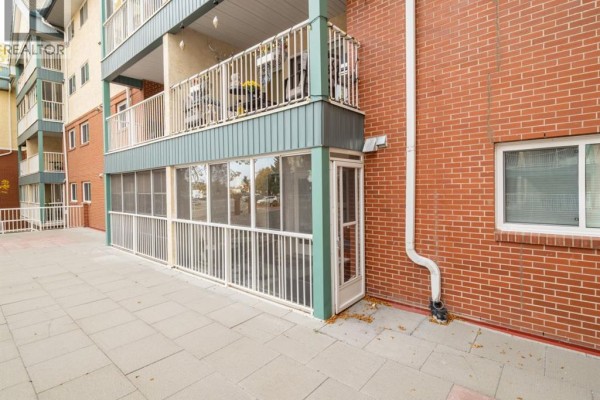 Kitchen - #110, 20 3 Street S, Lethbridge, AB T1J4P1 Photo 5