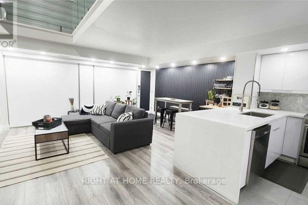 Laundry room - 110 - 1040 The Queensway Avenue, Toronto, ON M8Z0A7 Photo 3