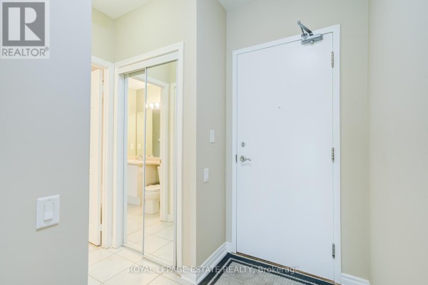 Bedroom - 110 - 11121 Yonge Street, Richmond Hill, ON L4C0S7 Photo 4
