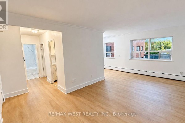 Bedroom - 110 - 1243 Broadview Avenue, Toronto, ON M4K2T3 Photo 3