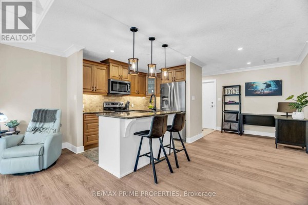 Kitchen - 110 - 320 Sugarcreek Trail S, London North, ON N6H0G3 Photo 5