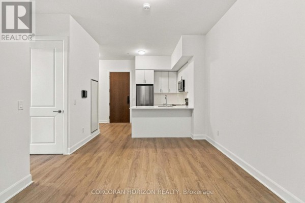 Den - 110 - 3240 William Coltson Avenue, Oakville, ON L6H8C8 Photo 4