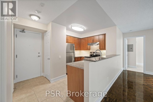 Primary Bedroom - 110 - 515 Rosewell Avenue, Toronto, ON M4R2J3 Photo 4