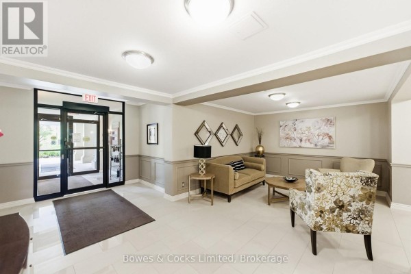 Living room - 110 - 869 Clonsilla Avenue, Peterborough, ON K9J0B7 Photo 3