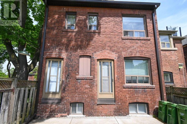 110-112 Dewhurst Boulevard, Toronto, ON M4J3J3 Photo 3