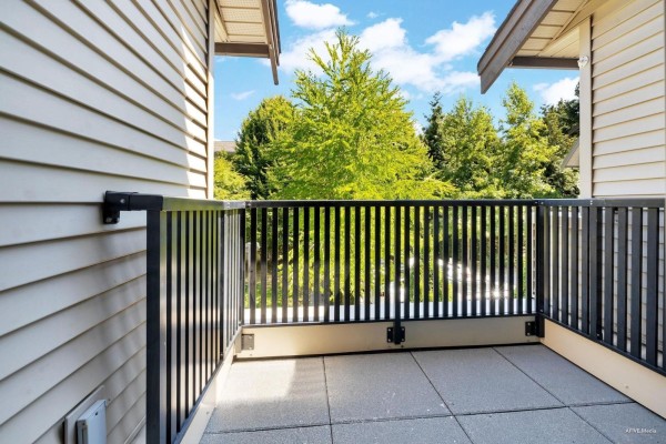 110 13368 72 Avenue, Surrey, BC V3W2N6 Photo 5