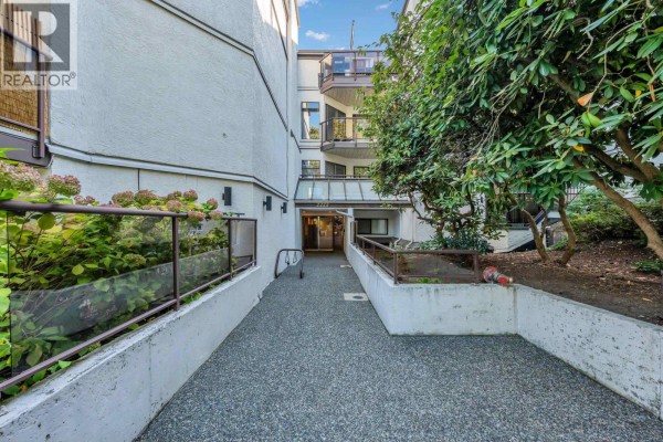 110 2222 Prince Edward Street, Vancouver