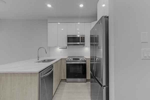 110 5486 199a Street, Langley, BC V3A0N6 Photo 4