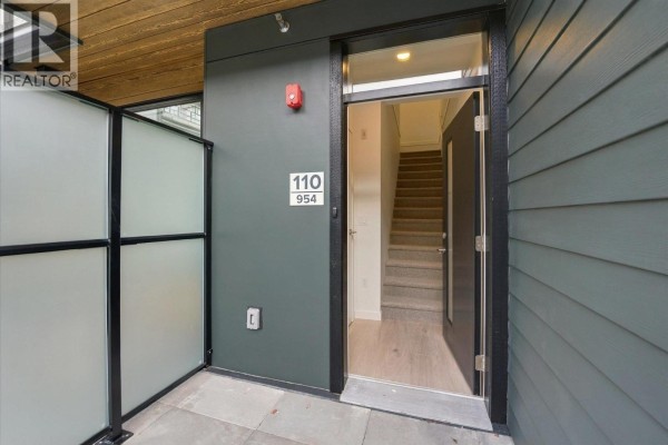 110 954 Lytton Street, North Vancouver, BC V7P0C4 Photo 3