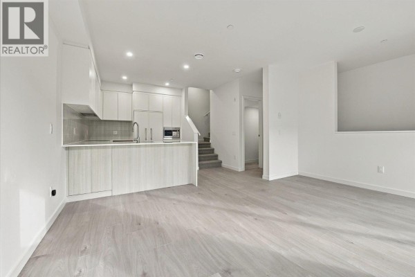 110 954 Lytton Street, North Vancouver, BC V7P0C4 Photo 5